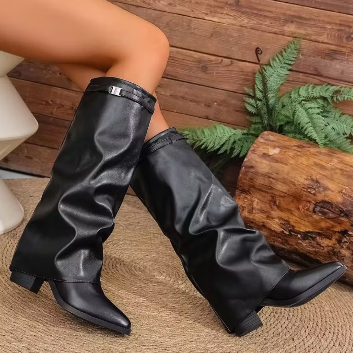 Lucia | Botas de Tacón Ancho y Estilo Elegante